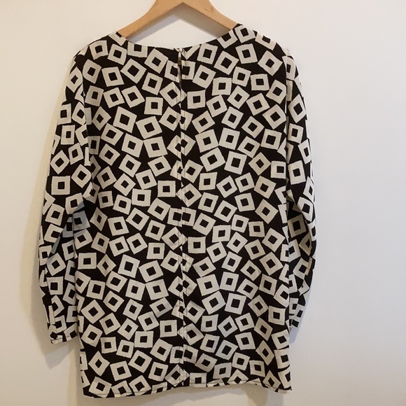 Graphic tunic - Picture 5 of 6